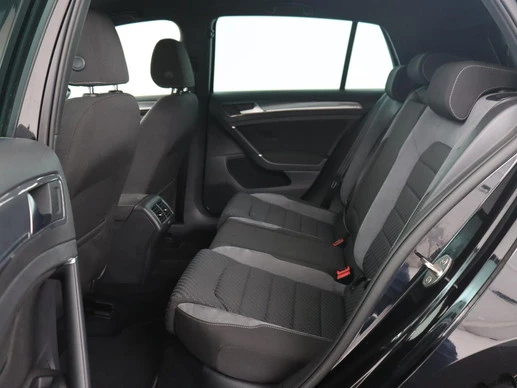 Volkswagen Golf - Afbeelding 8 van 30