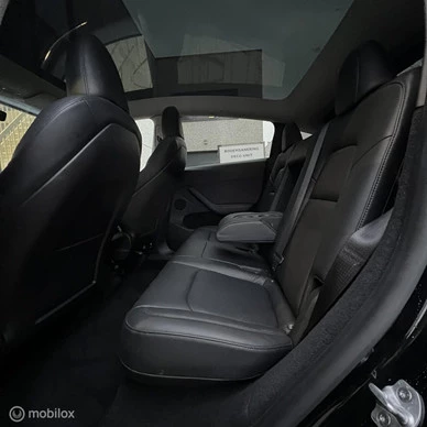 Tesla Model Y - Afbeelding 10 van 20