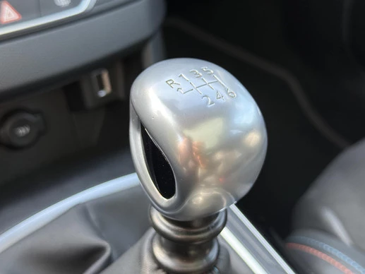 Peugeot 308 - Afbeelding 26 van 30