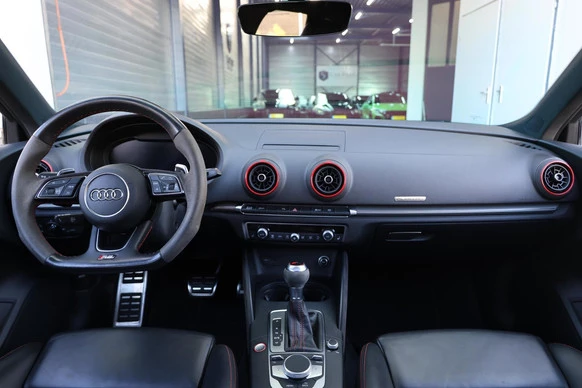 Audi RS3 - Afbeelding 2 van 27