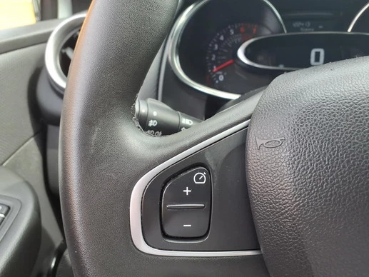 Renault Clio - Afbeelding 19 van 28