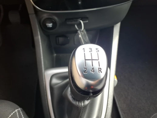 Renault Clio - Afbeelding 25 van 28