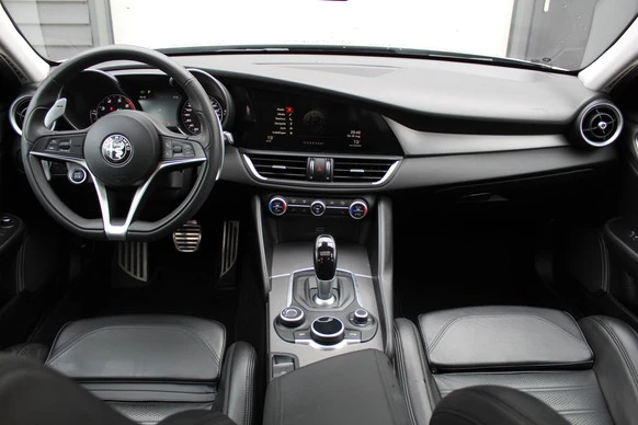 Alfa Romeo Giulia - Afbeelding 3 van 30