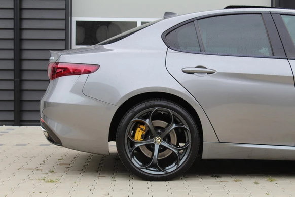 Alfa Romeo Giulia - Afbeelding 24 van 30