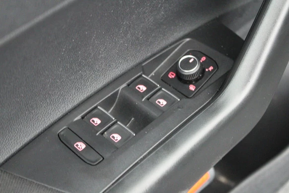 Volkswagen Polo - Afbeelding 15 van 30