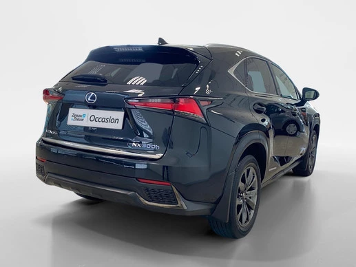 Lexus NX - Afbeelding 2 van 28