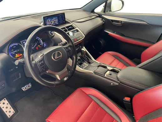 Lexus NX - Afbeelding 12 van 28