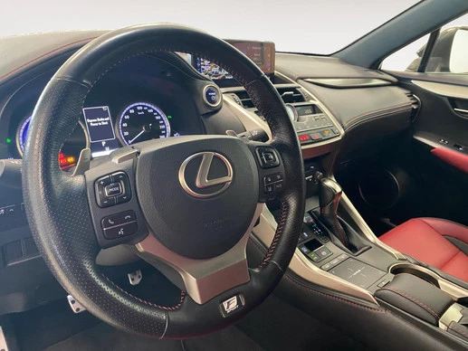 Lexus NX - Afbeelding 13 van 28