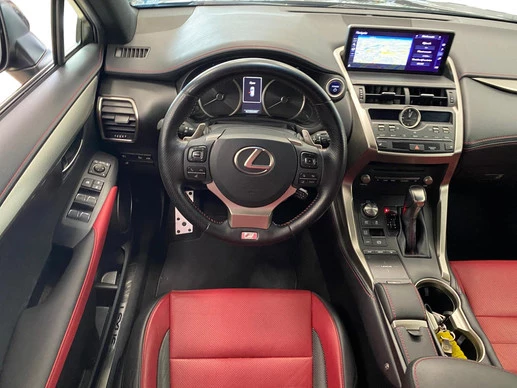 Lexus NX - Afbeelding 14 van 28