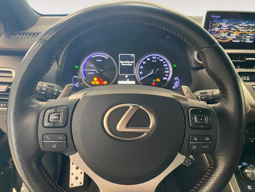 Lexus NX - Afbeelding 17 van 28