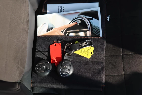 MINI Cooper Cabrio - Afbeelding 7 van 30