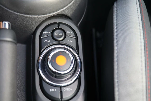 MINI Cooper Cabrio - Afbeelding 22 van 30