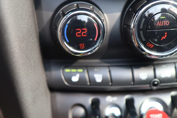 MINI Cooper Cabrio - Afbeelding 25 van 30