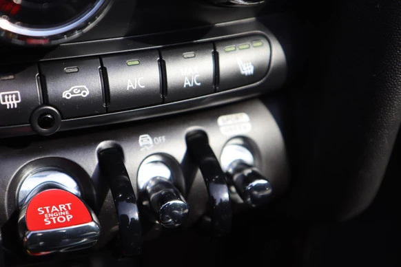 MINI Cooper Cabrio - Afbeelding 27 van 30