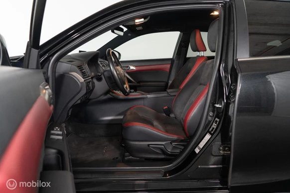 Lexus CT - Afbeelding 16 van 30
