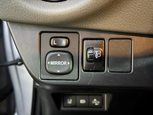 Toyota Yaris - Afbeelding 8 van 30