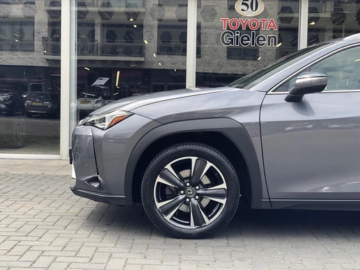 Lexus UX - Afbeelding 9 van 30