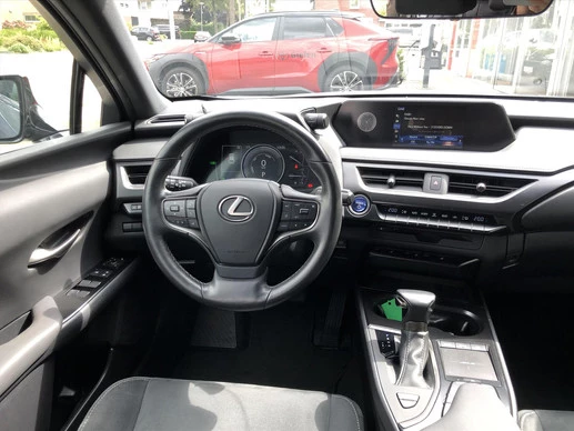 Lexus UX - Afbeelding 13 van 30