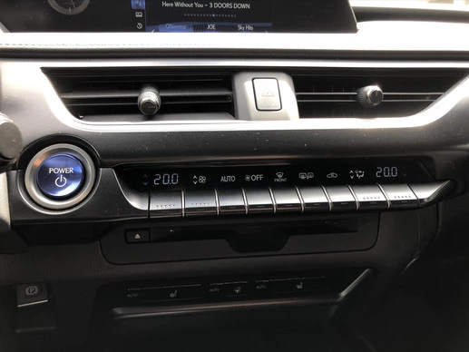Lexus UX - Afbeelding 27 van 30