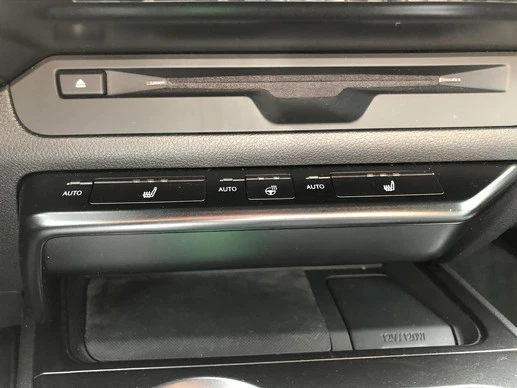 Lexus UX - Afbeelding 28 van 30
