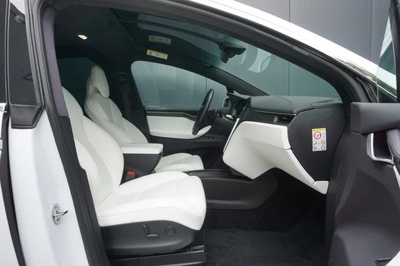 Tesla Model X - Afbeelding 21 van 27
