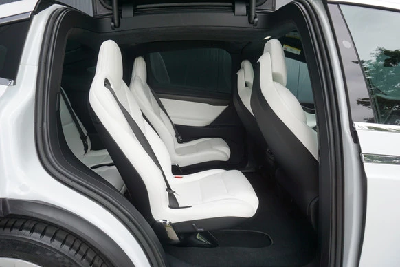 Tesla Model X - Afbeelding 22 van 27