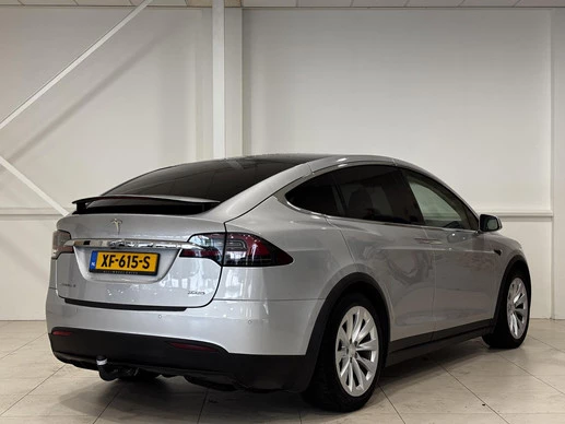 Tesla Model X - Afbeelding 23 van 30