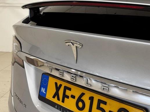 Tesla Model X - Afbeelding 25 van 30