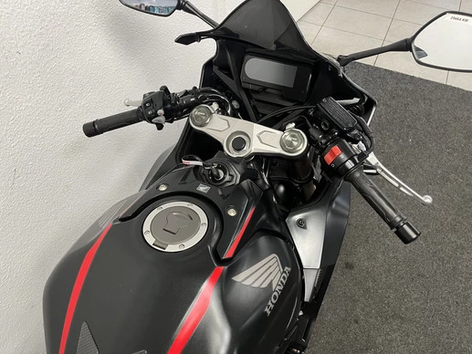 Honda CBR 650 - Afbeelding 9 van 22