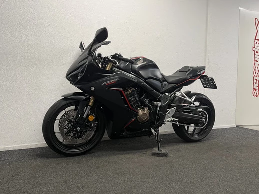 Honda CBR 650 - Afbeelding 14 van 22