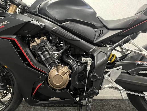 Honda CBR 650 - Afbeelding 17 van 22