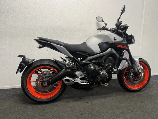 Yamaha MT 09 - Afbeelding 5 van 22