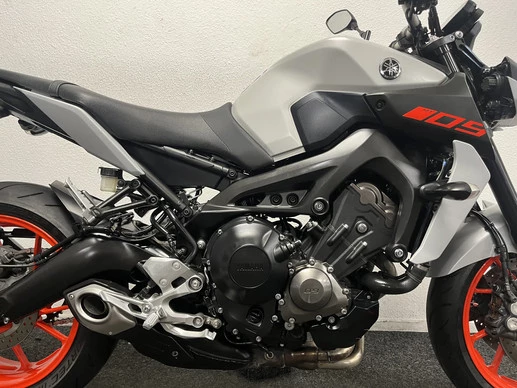 Yamaha MT 09 - Afbeelding 7 van 22