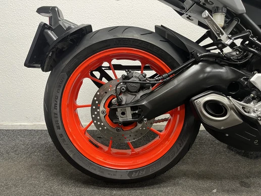Yamaha MT 09 - Afbeelding 8 van 22