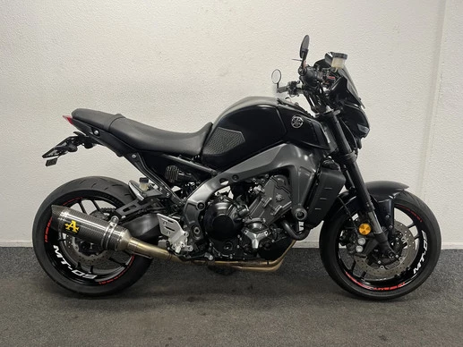 Yamaha MT 09 - Afbeelding 1 van 22