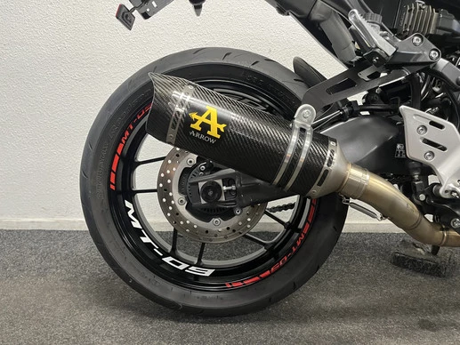Yamaha MT 09 - Afbeelding 8 van 22