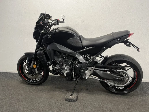 Yamaha MT 09 - Afbeelding 15 van 22