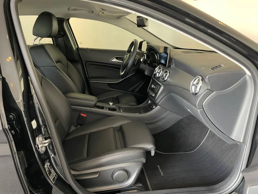 Mercedes-Benz GLA - Afbeelding 17 van 30