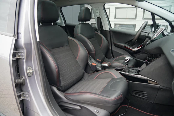 Peugeot 2008 - Afbeelding 8 van 30