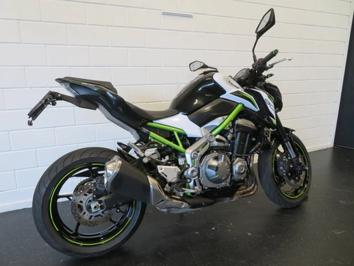 Kawasaki Z900 - Afbeelding 3 van 13