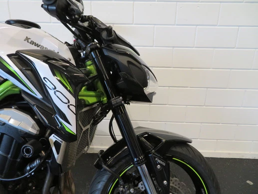 Kawasaki Z900 - Afbeelding 4 van 13