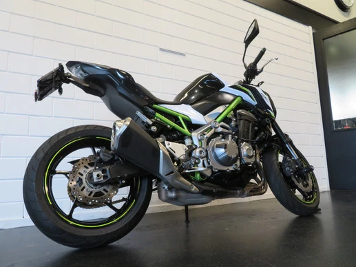 Kawasaki Z900 - Afbeelding 12 van 13