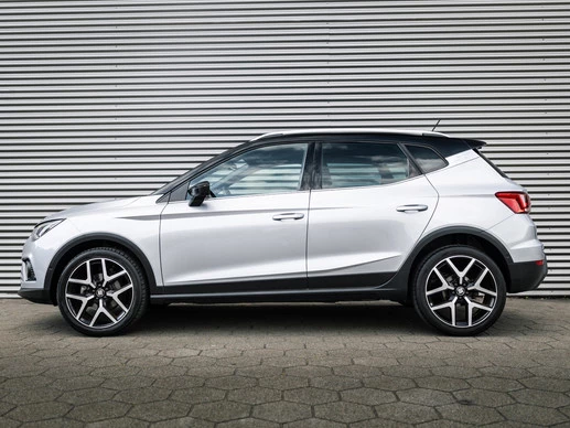 SEAT Arona - Afbeelding 2 van 30
