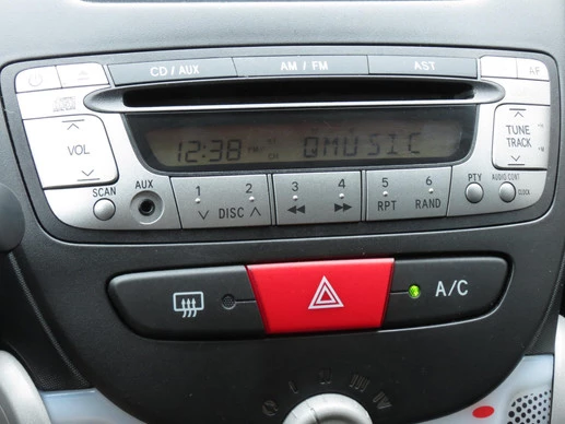 Peugeot 107 - Afbeelding 7 van 19