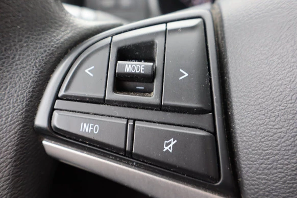 Suzuki Ignis - Afbeelding 17 van 27