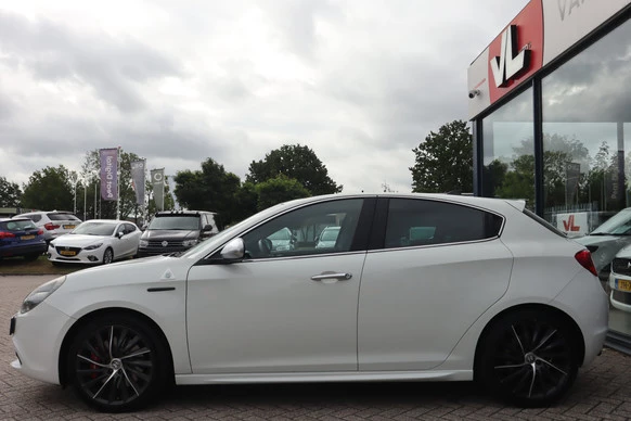 Alfa Romeo Giulietta - Afbeelding 28 van 30