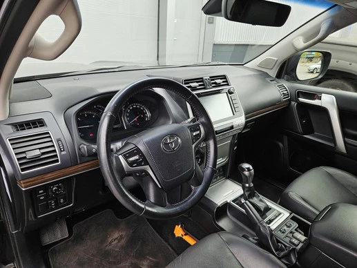 Toyota Land Cruiser - Afbeelding 2 van 30