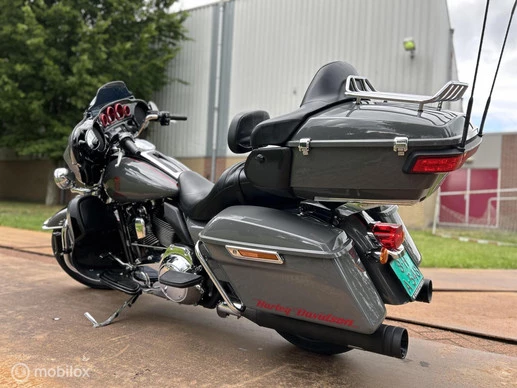 Harley-Davidson Electra Glide - Afbeelding 8 van 23