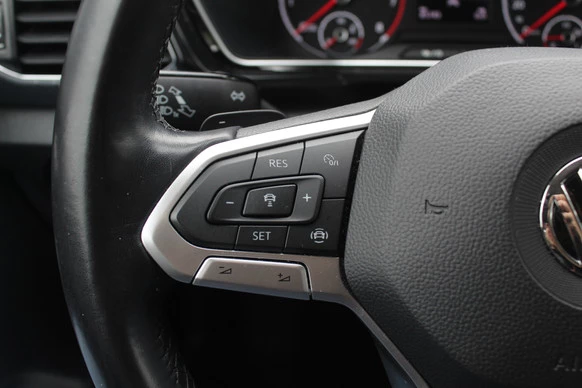 Volkswagen T-Cross - Afbeelding 28 van 30