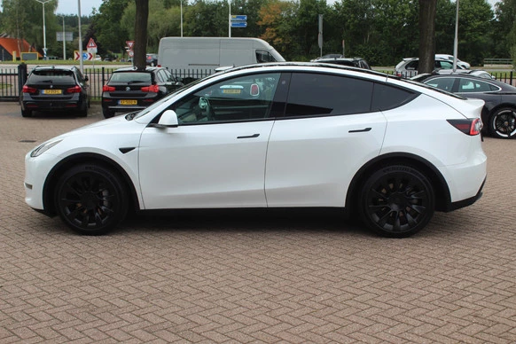 Tesla Model Y - Afbeelding 8 van 30